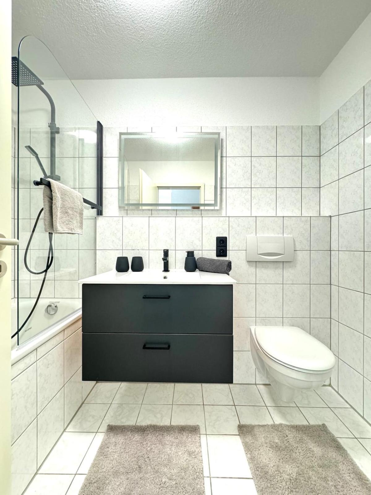 וייל אם ריין 2 Zimmer - Schweizer Grenze, Balkon, Parkplatz מראה חיצוני תמונה