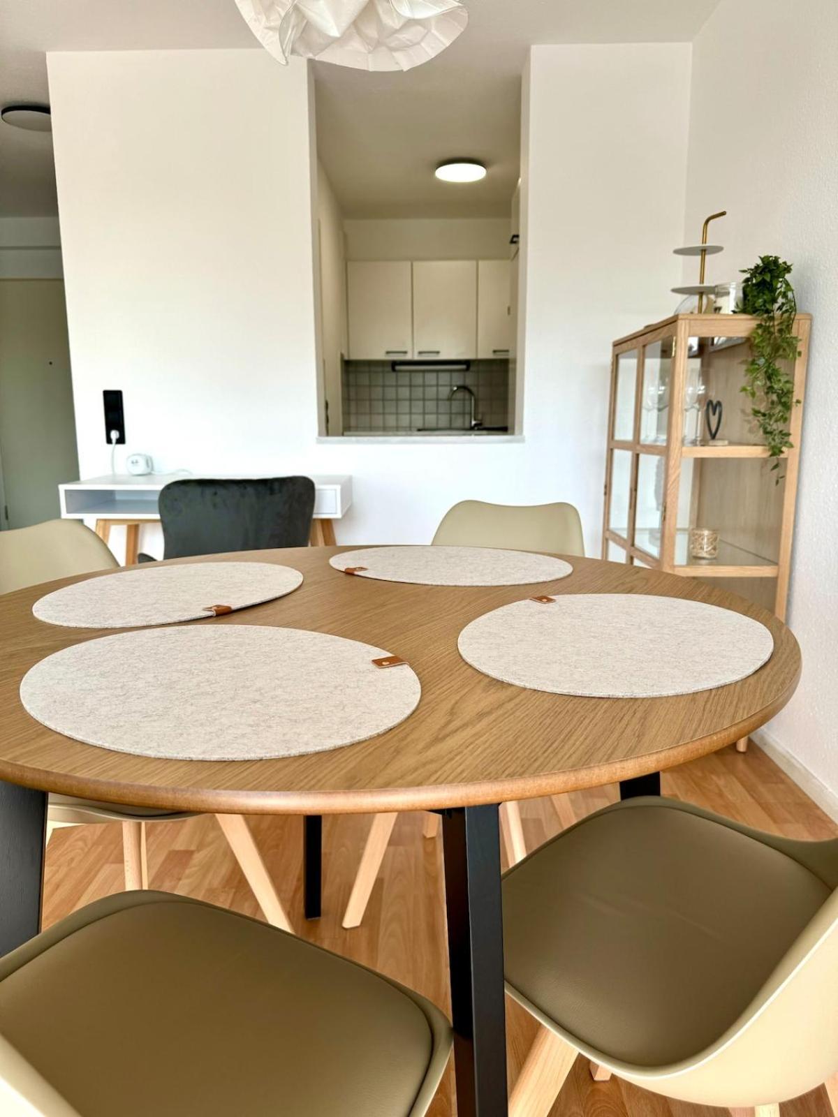וייל אם ריין 2 Zimmer - Schweizer Grenze, Balkon, Parkplatz מראה חיצוני תמונה